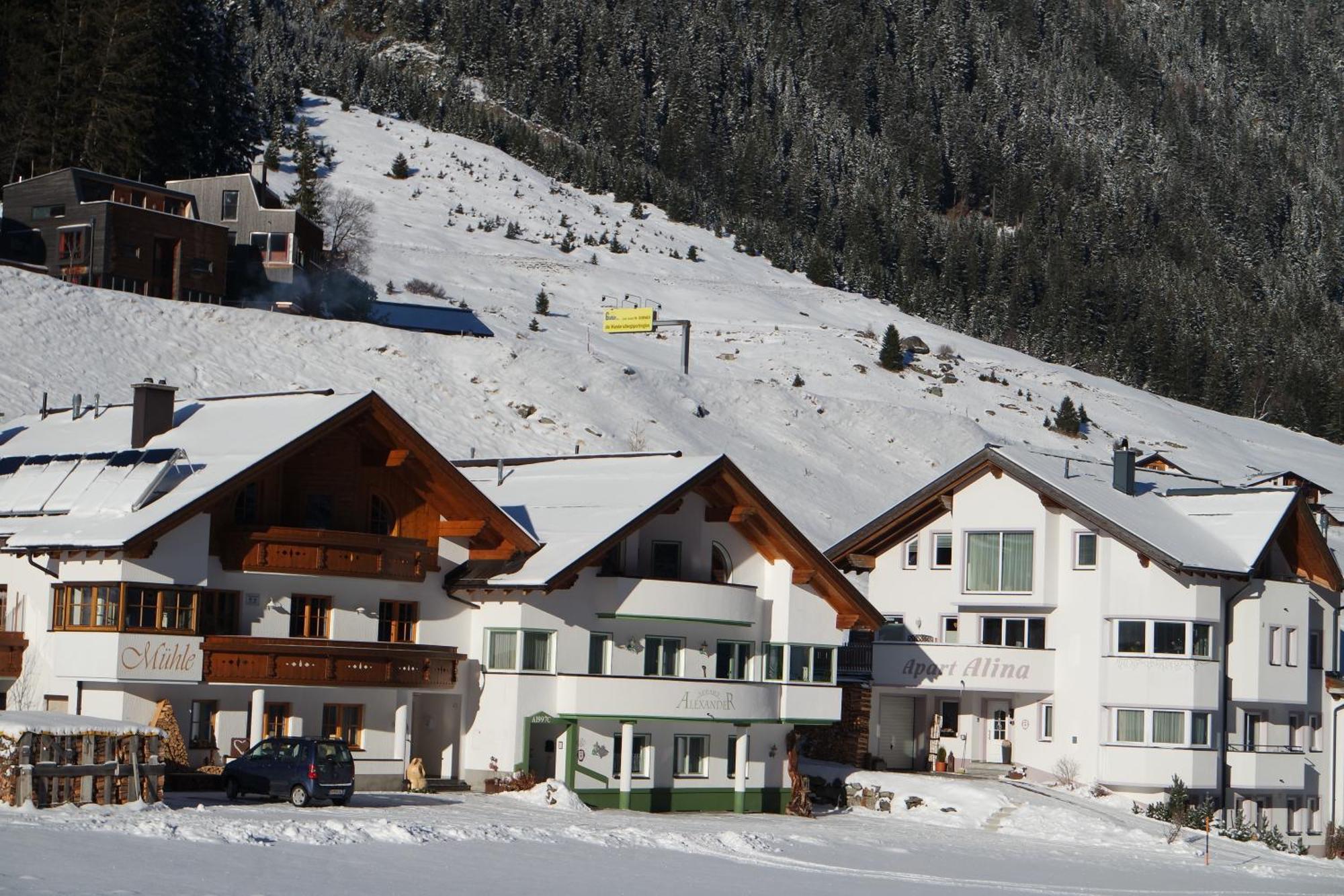 Apart Alina Galtuer Exterior photo